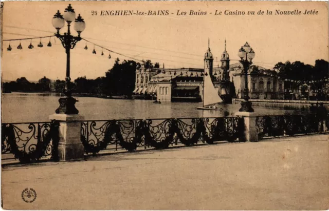 CPA Enghien les Bains Le Casino vu de la Jetee FRANCE (1332969)