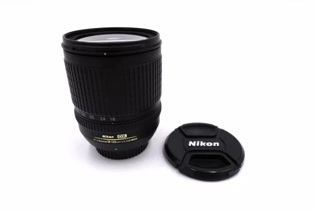 Nikon AF-S DX Nikkor 18-135mm 3,5-5,6G ED FSE 202351