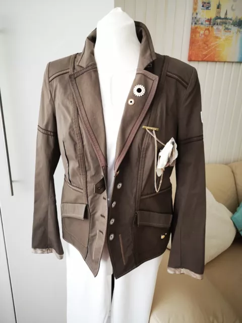 Blazer, Jacke, Sportalm, Farbe oliv braun, viele, ausgefallene Details