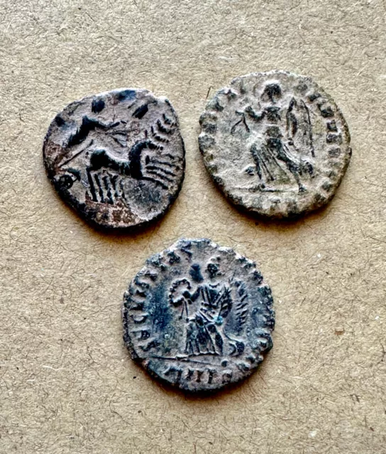 Menge 3 spätrömische Minima Follis (4. Jahrhundert). Schöne Sammlermünzen! 2