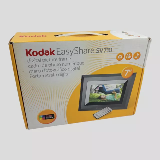 Marco de imagen digital Kodak Easy Share SV710 7" con caja remota y todos los papeles
