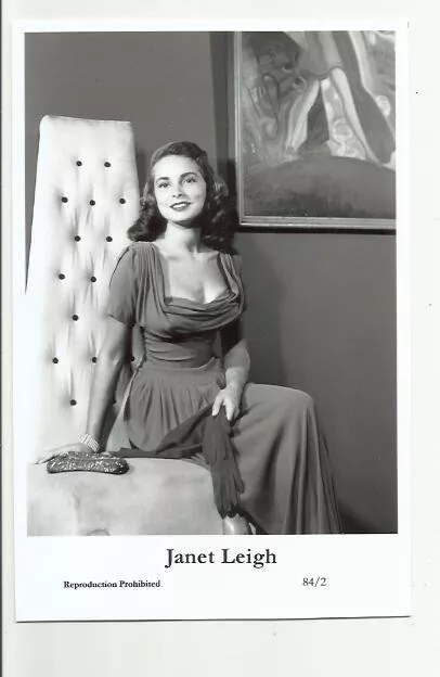 (Bx34) Janet Leigh Swiftsure Photo Postcard (84/2) Filmstar Pin Up Glamor