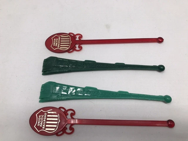 4 UPRR swizzle sticks 2 Domeliners  Union Pacific Railroad
