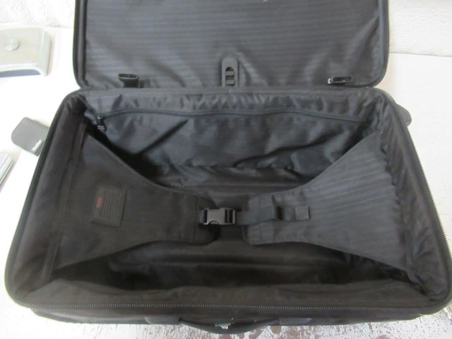 TUMI Alpha 22" Expandable Carry On Rolling Wheeled Luggage Black Model 22022DH 11