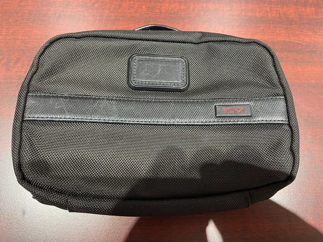 Tumi ALPHA Split Travel Kit Toiletry Cosmetics Bag