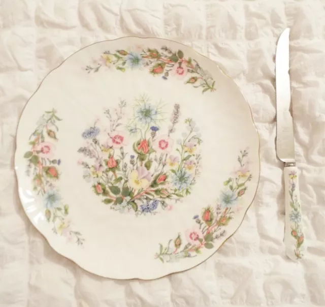 Unused vintage Aynsley floral 26cm fine bone china cake serving plate 2