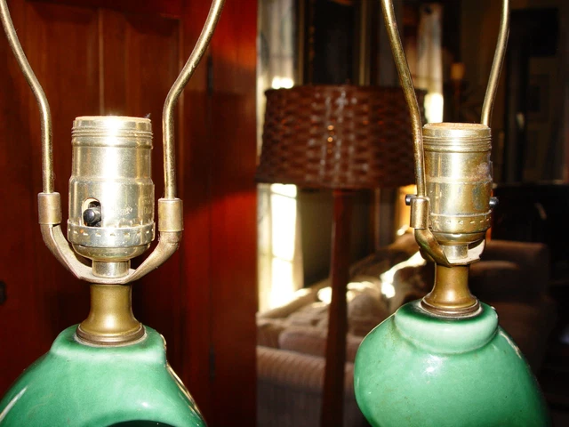 MCM Abstract green ceramic table lamp pair - 1950s 6