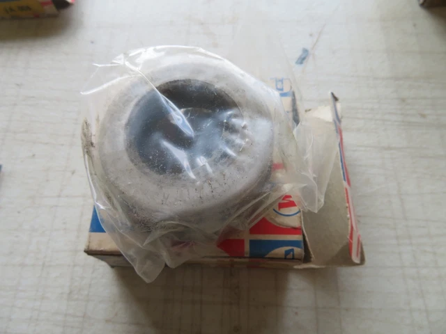 AUSTIN A30 A35 Gearbox Rear Oil Seal N.o.s, £5.99 - PicClick UK