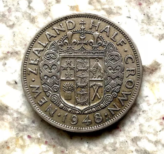 1948 NEW ZEALAND Coin HALF CROWN. King George VI KGVI. Circulated.