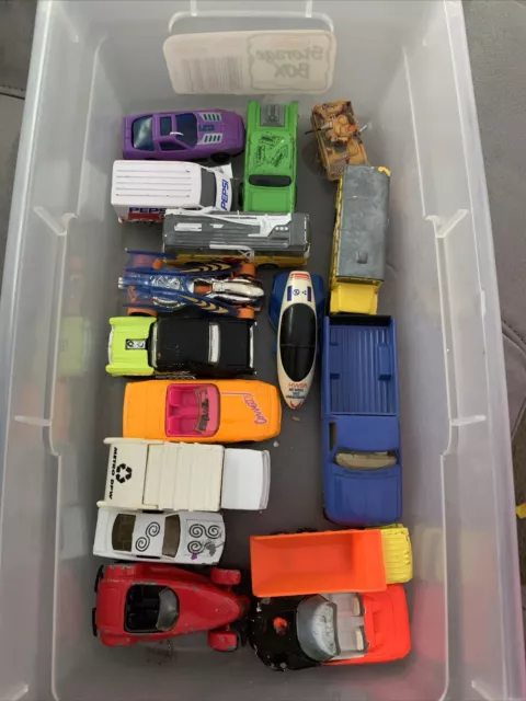 Lote de 16 autos fundidos a presión Matchbox/hotwheels