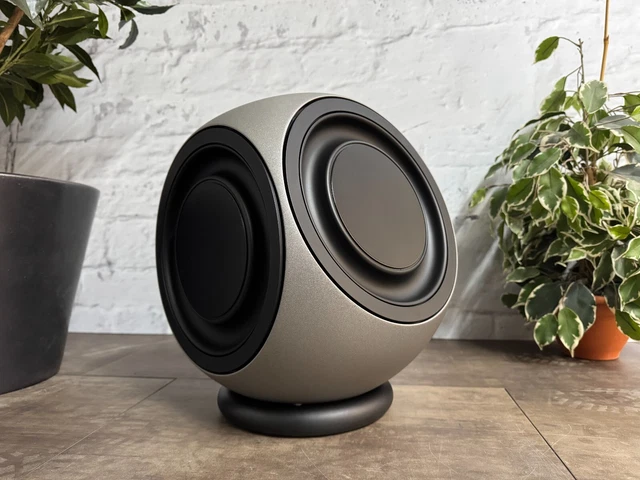 BANG & OLUFSEN B&O BeoLab 2 Active Subwoofer - VERY LATE SERIAL - Look ...