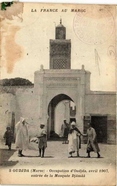 CPA AK OUDJDA Occupation d'Oudjda entrée de la Mosquée MAROC (720103)