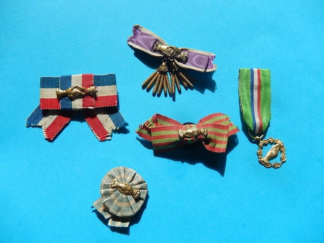 Insigne Boutonnière – Société De Secours Mutuels De CHINON, Vintage Ancien
