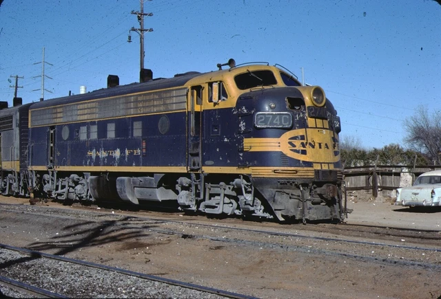ATSF Santa Fe EMD F7 Kodachrome original Kodak Slide