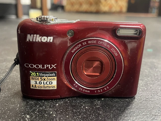 NIKON COOLPIX L30 Digital Camera Red TESTED working
