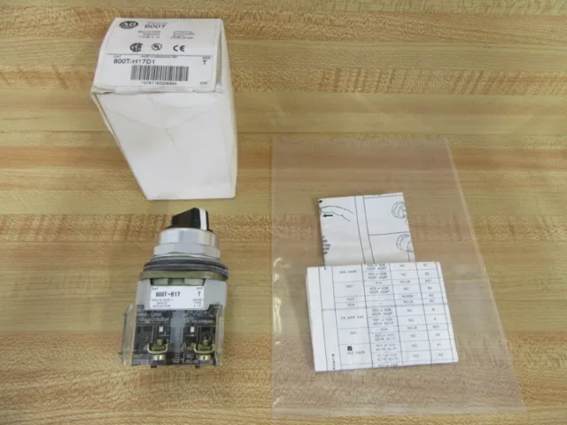 Allen Bradley 800T-H17D1 Selector Switch 800TH17D1