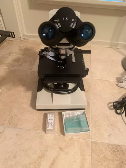 Houston TX pick ONLY - Microscope with a box of slides and cover slips