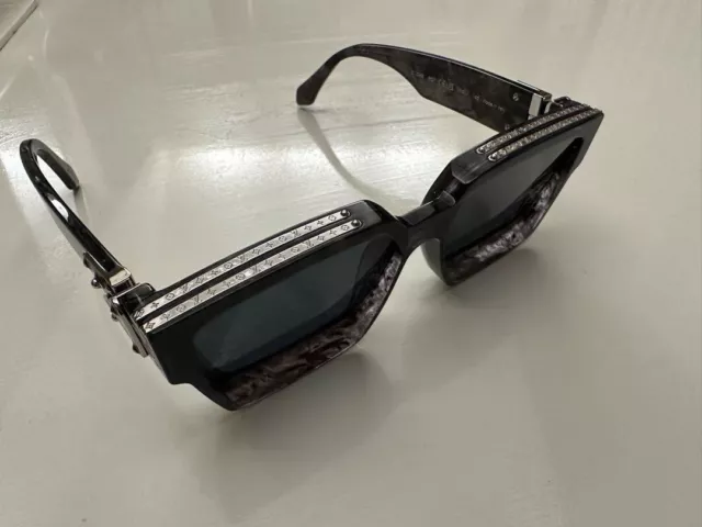 Louis Vuitton Lv link pm cat eye sunglasses (Z1568E)