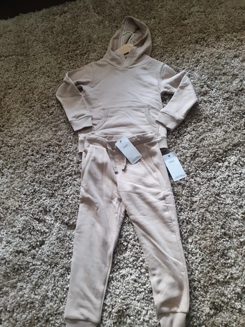 Felpa con cappuccio e pantaloni da jogging beige M&S nuovi con etichette età 5-6