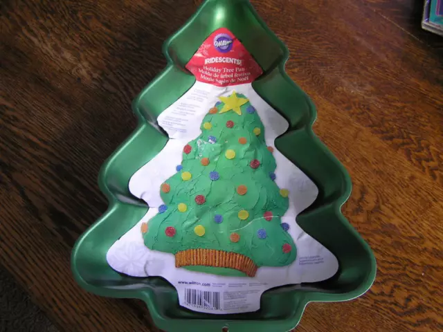 Vintage 1972 Wilton Christmas Tree Cake Pan 