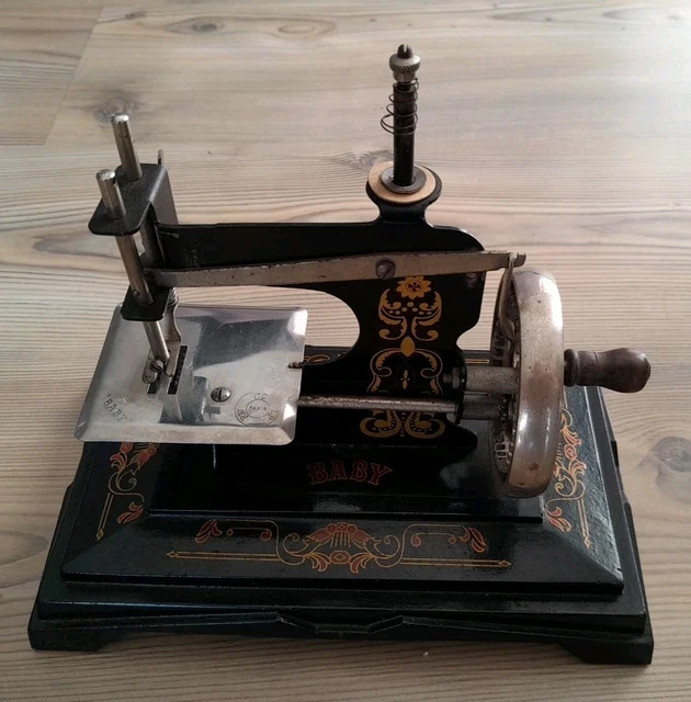Machines à coudre d'occasion pas cher et vintage