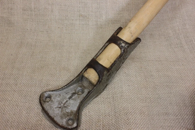 Old 1" Flag Pole Bracket Banner Support Star Vintage Iron Silver Paint Rustic 2