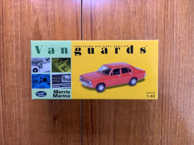 Vanguards Corgi 1:43 Morris Marina Blaze VA06305