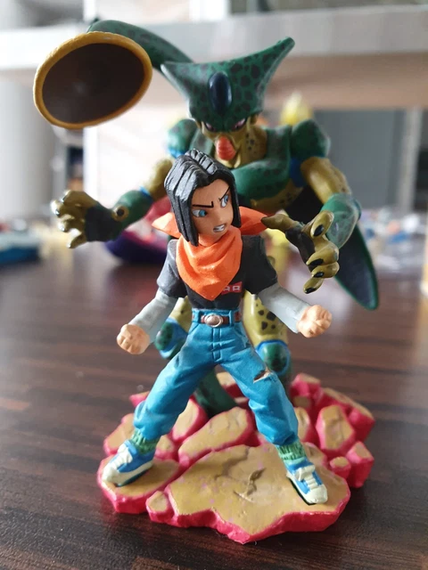 Figurine Dragon Ball Z - Bandai Megahouse Diaporama - Cell Chrysalide (rare)