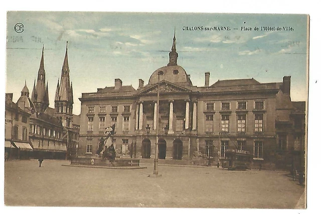 51  Chalons Sur Marne  Place De L Hotel De Ville