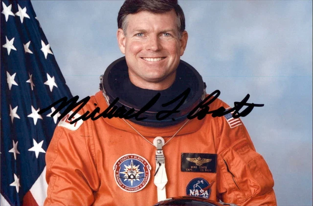 Michael Coats Signed 4x6 Photo NASA Space Shuttle Astronaut Pilot Engineer Auto
