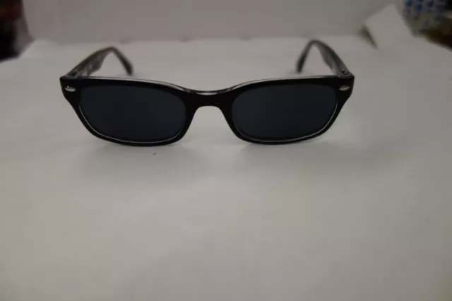 Monture lunettes soleil Ray ban Modèle 51?? Taille : 48 19 135 avec etui