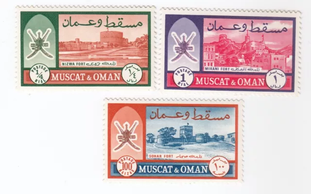 Muscat & Oman, Ensemble De 3 Timbres, MNH, Ah 499