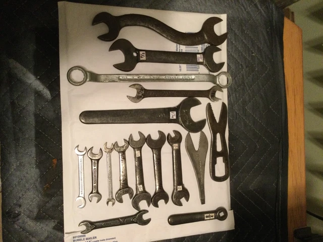 Vintage Williams,Kraeuter,Armstrong,Barcalo, USA lathe S-alligator wrenches