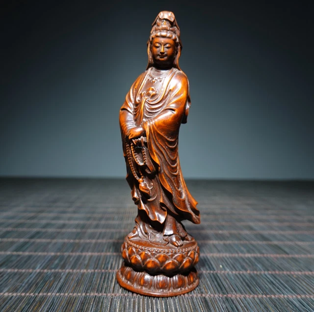 Chinese Natural Boxwood Hand-carved Exquisite Guanyin Statue AC2255