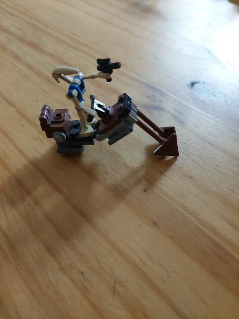 Figurines et accessoires vaisseaux Lego Star Wars lot 36