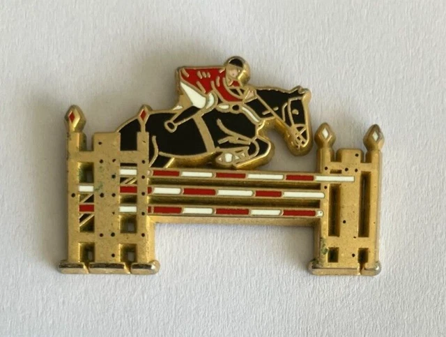 RARE PINS PIN'S .. Sport Cheval Horse Hippisme Attelage Cab RARE PINS PIN'S .. Sport Cheval Horse Hippisme Attelage Cab