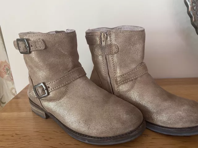 Mini boden hotsell glitter boots