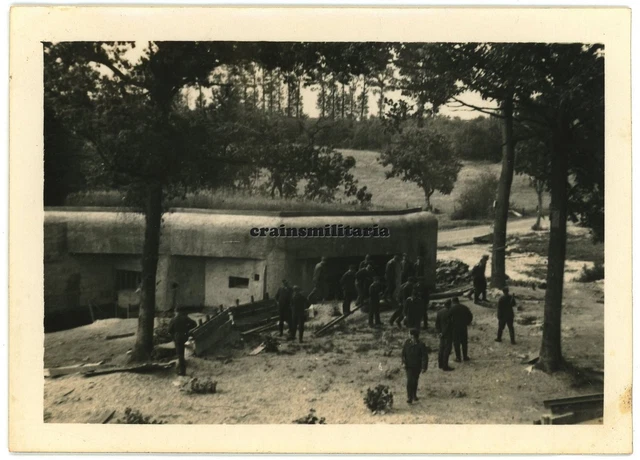 Orig. Foto Soldaten bei Bunker Maginotlinie Frankreich Sudetenland Tschechien