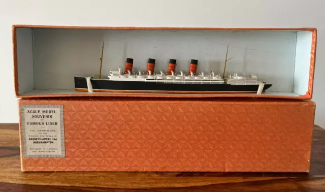 Bassett Lowke Cunard R.M.S. Mauretania Model - 1930's - BOXED