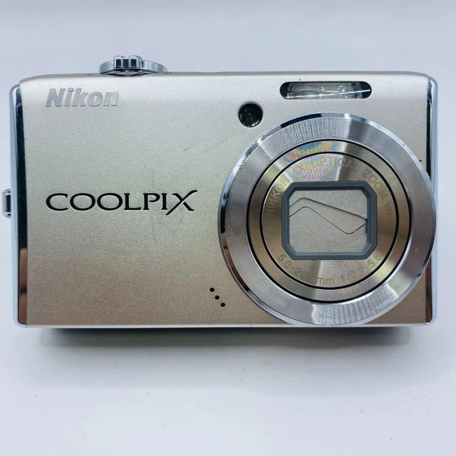 Nikon Cameras Nikon Coolpix S620 NIKON COOLPIX S620 Silver Compact
