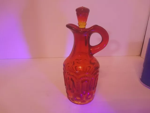 L.E Smith Moon and Stars Amberina Glass Oil Vinegar Cruet Small Pitcher, Vintage