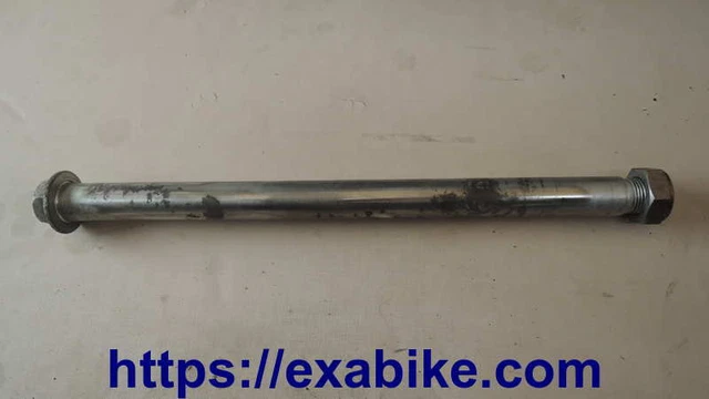axe de bras oscillant pour Honda CBF500  de 2004 a 2007 (CB500F)