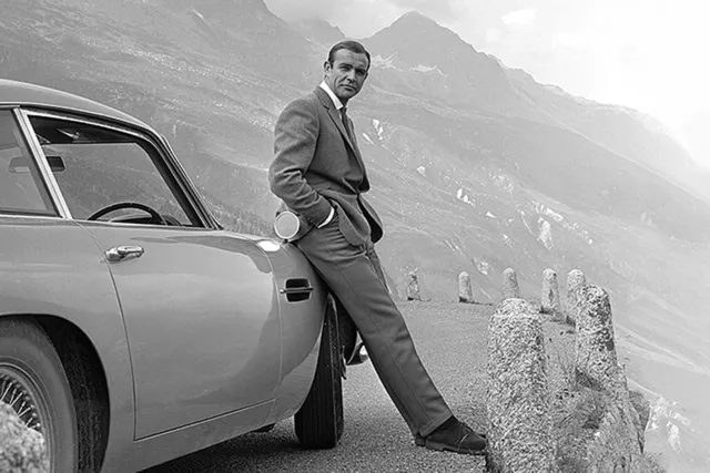 James Bond Poster Sean Connery & Aston Martin 91,5 x 61 cm