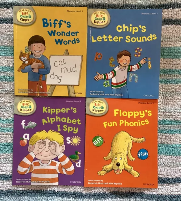 Read With Biff Chip & Kipper Phonics Level 1 x 4 Books Oxford Reading Tree