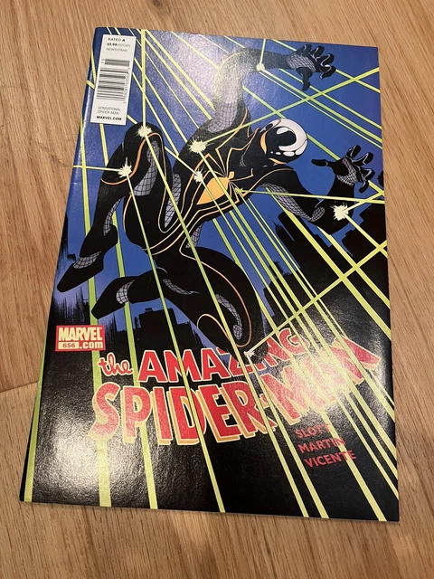 Amazing Spider-Man # 656 Marvel Comic 2011 VF/NM Newsstand Variant 1st MK2 Armor
