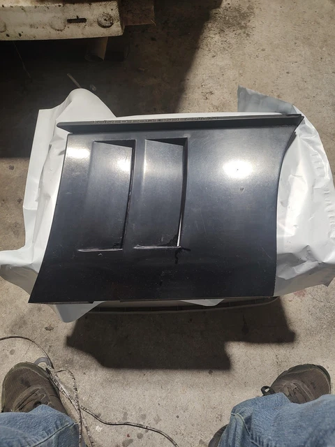 84-90 C4 Chevy Corvette Right Lower Fender With Tpi Molding Black