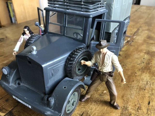 Figurine Hasbro Indiana Jones Marion Ravenwood 2007 - Occasion Très Bon état