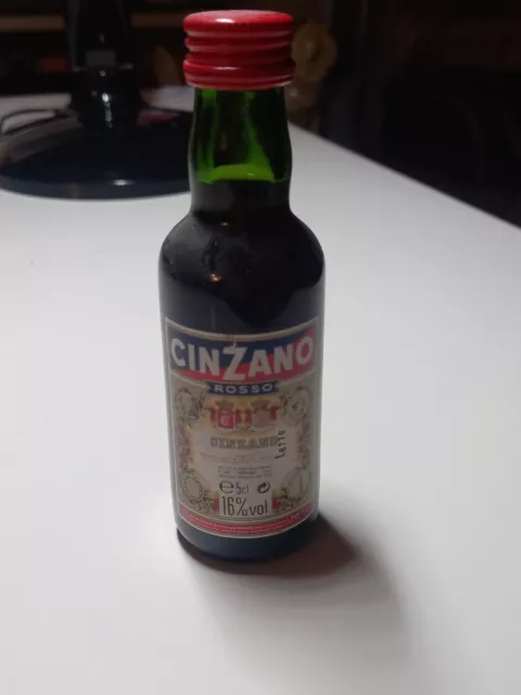 Mignonnette de collection - Cinzano Rosso -  5cl -- 16°