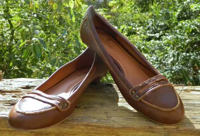 VINTAGE Celllini Comfortable and Chic Brown Leather Ballet Flats Size 6