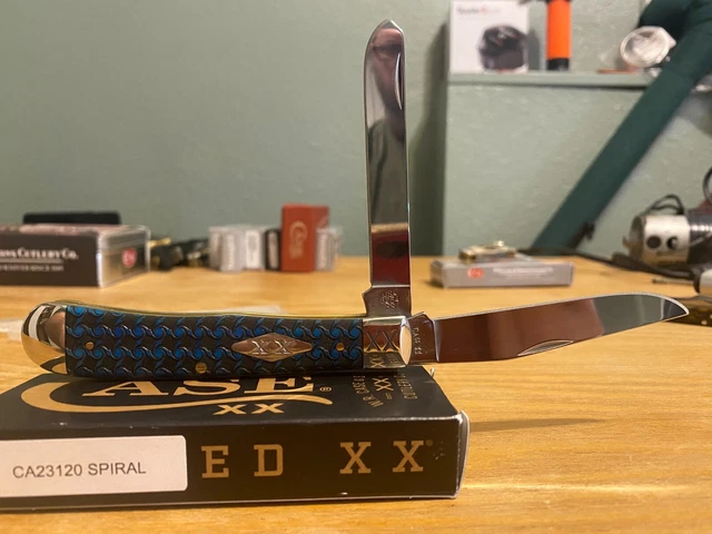 Case XX USA Blue Caribbean Bone Swirl Trapper 6254!